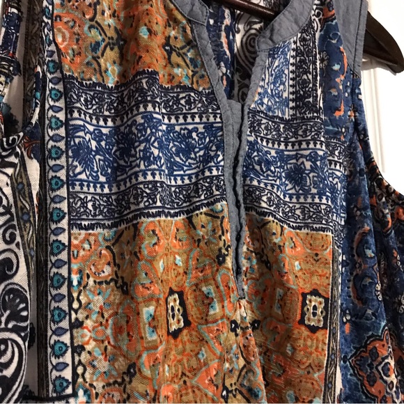 2 for $20 Marie Claire Sleeveless Blouse Medium - Picture 8 of 8